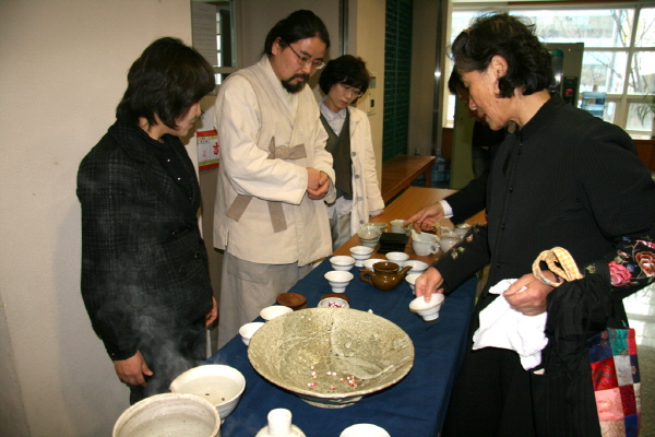 만다라 육근청정 그리고 네가지 거룩한 마음의 명상 - 차 공양제공