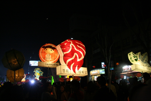 2011 부처님오신날 제등행렬 대불련 재학생 - 재학생