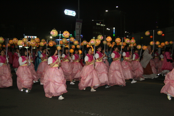 2011 부처님오신날 제등행렬 길거리 풍경 - 길러리풍경